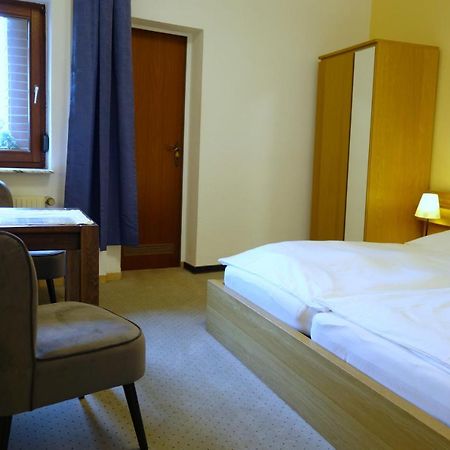 Pension Am Helenenwall Colonia Exterior foto